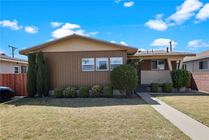 13317 Corby, Norwalk, California 90650