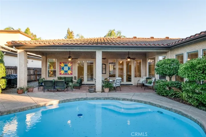 73 W Houston, Clovis, California 93611