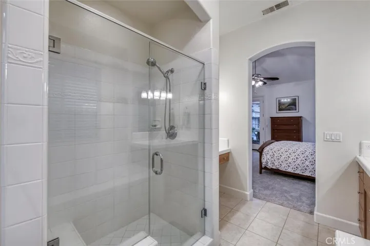 73 W Houston, Clovis, California 93611
