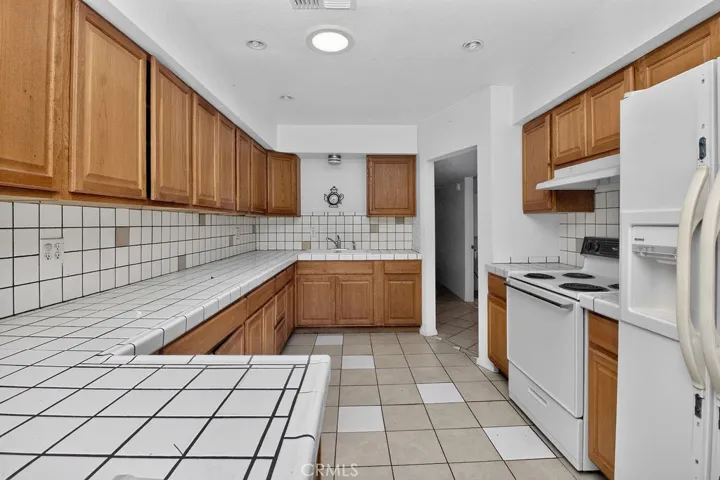 1524 4th St, Needles, California 92363