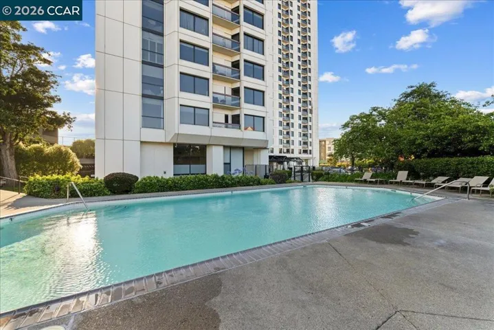 6363 Christie Ave 406, Emeryville, California 94608