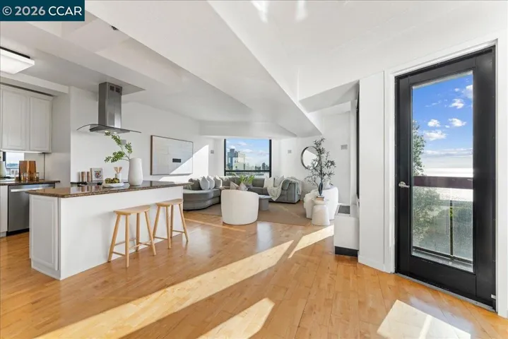 6363 Christie Ave 406, Emeryville, California 94608