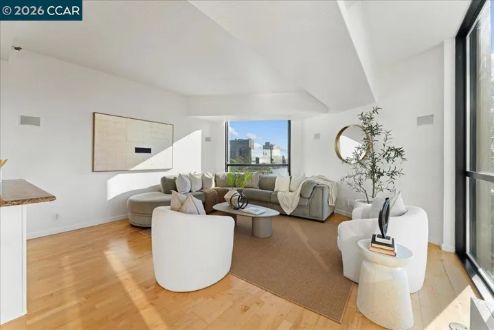 6363 Christie Ave 406, Emeryville, California 94608