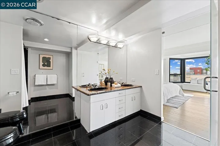 6363 Christie Ave 406, Emeryville, California 94608