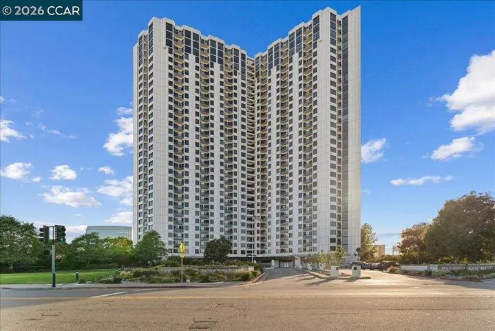 6363 Christie Ave 406, Emeryville, California 94608