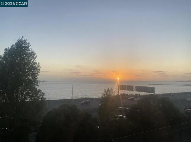 6363 Christie Ave 406, Emeryville, California 94608