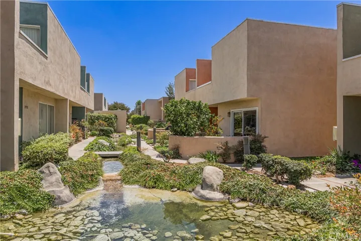 10758 Knott, Stanton, California 90680