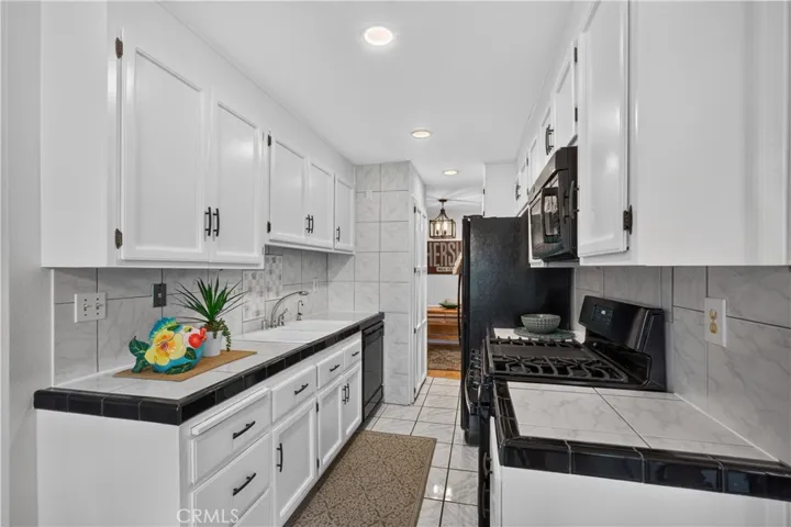 10758 Knott, Stanton, California 90680
