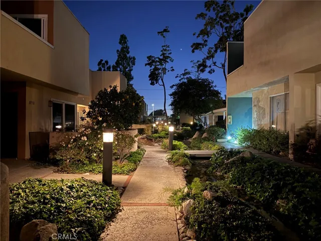 10758 Knott, Stanton, California 90680