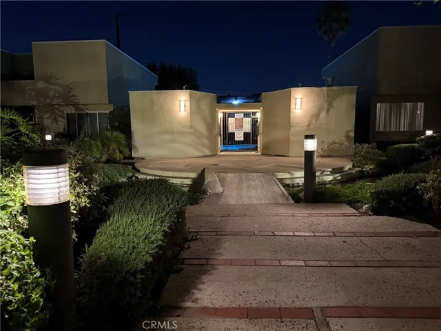 10758 Knott, Stanton, California 90680
