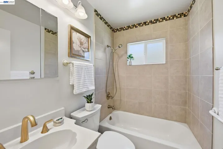 42881 Applewood St, Fremont, California 94538