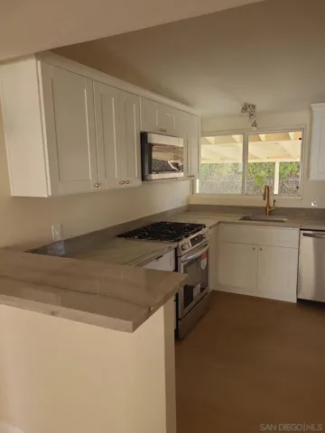 5483 Elgin Ave, San Diego, California 92120