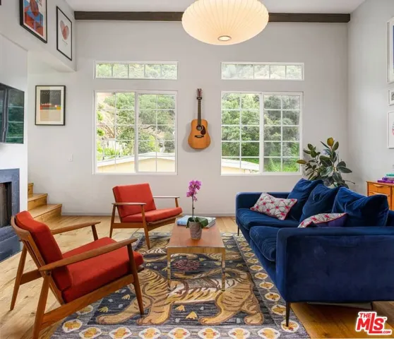 9809 Easton Drive, Beverly Hills, California 90210