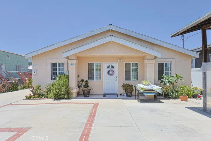 9307 Bandera, Los Angeles, California 90002
