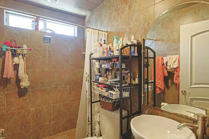 9307 Bandera, Los Angeles, California 90002