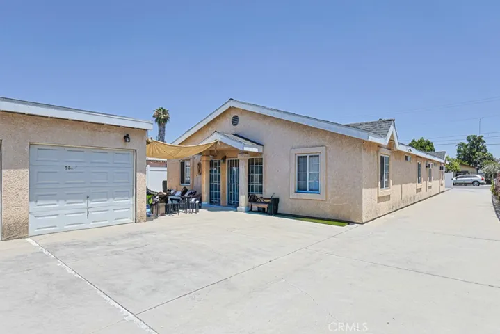 9307 Bandera, Los Angeles, California 90002