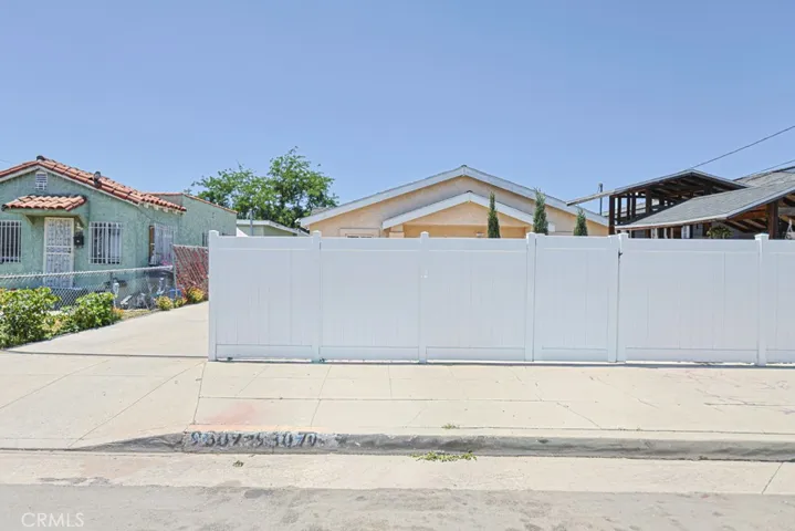 9307 Bandera, Los Angeles, California 90002