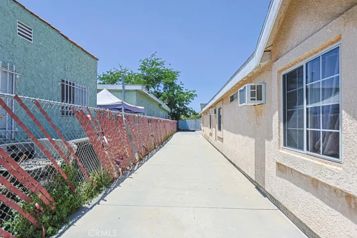 9307 Bandera, Los Angeles, California 90002