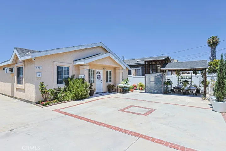 9307 Bandera, Los Angeles, California 90002