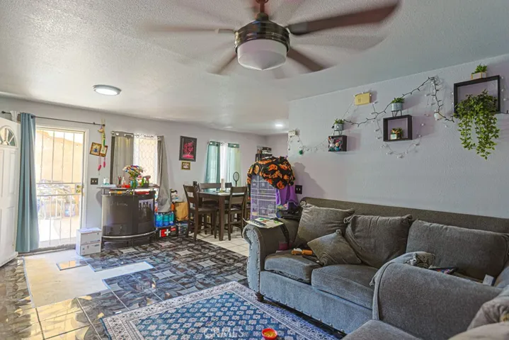 9307 Bandera, Los Angeles, California 90002