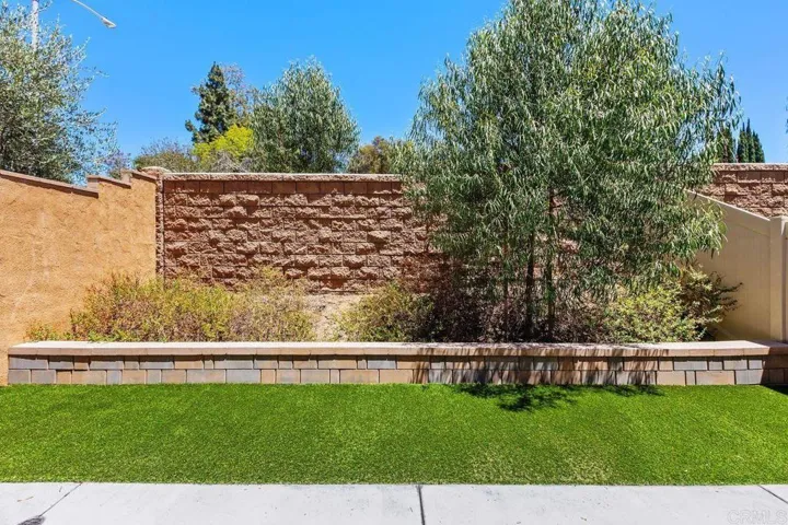 3171 Linwood St, Vista, California 92081