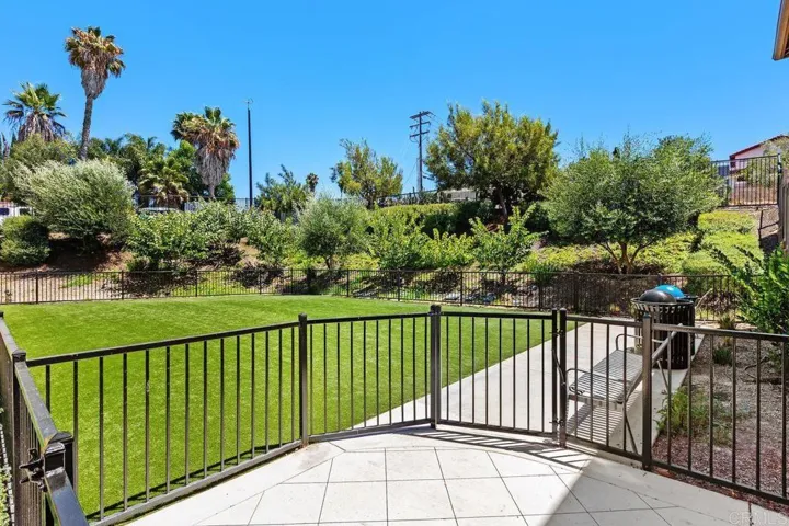 3171 Linwood St, Vista, California 92081