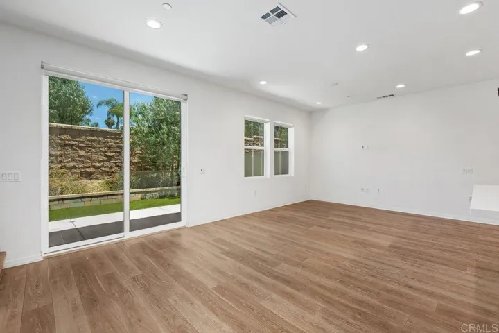 3171 Linwood St, Vista, California 92081