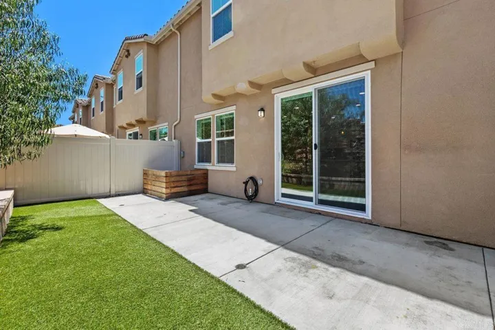 3171 Linwood St, Vista, California 92081