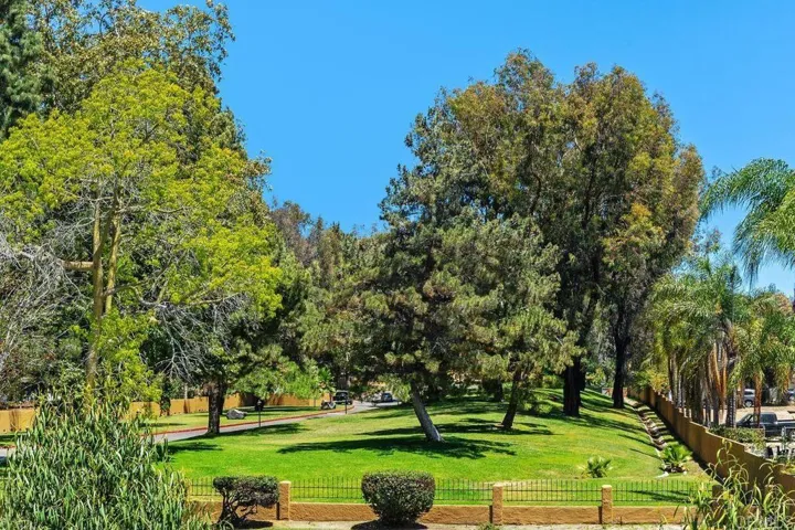 3171 Linwood St, Vista, California 92081