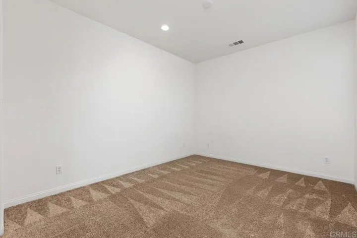 3171 Linwood St, Vista, California 92081