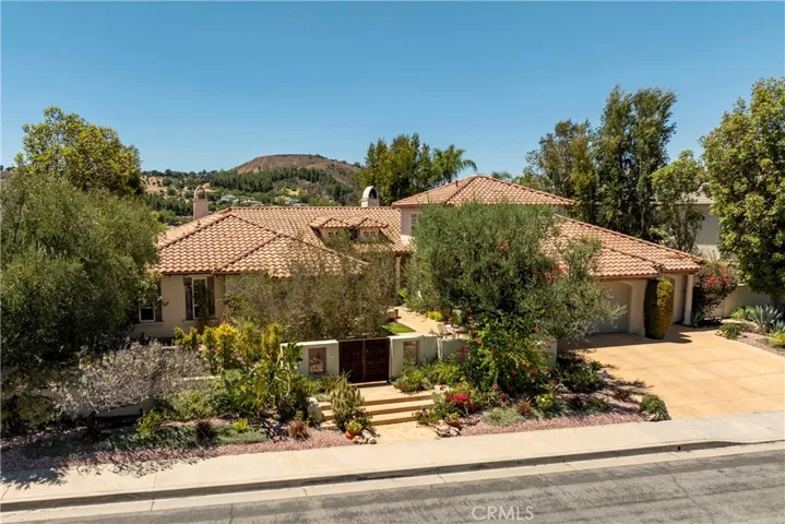 3315 Via Verde Court, Calabasas, California 91302