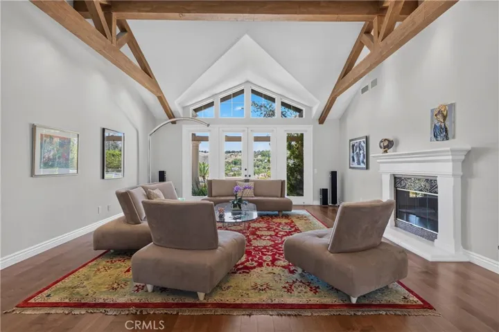 3315 Via Verde Court, Calabasas, California 91302