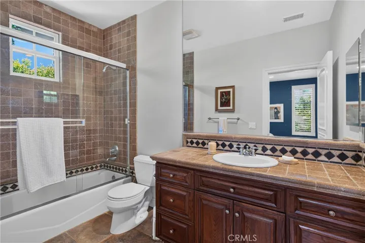 3315 Via Verde Court, Calabasas, California 91302