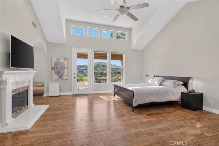 3315 Via Verde Court, Calabasas, California 91302