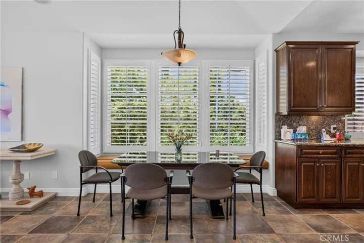 3315 Via Verde Court, Calabasas, California 91302