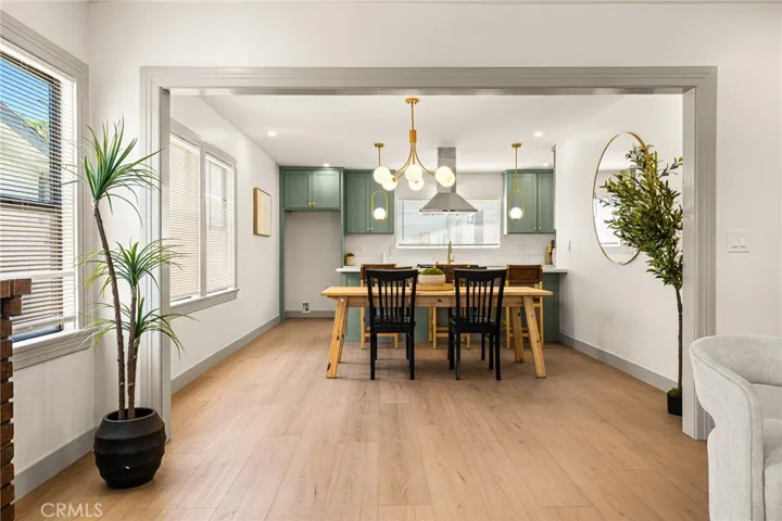 1132 W 56th, Los Angeles, California 90037