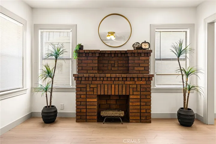 1132 W 56th, Los Angeles, California 90037