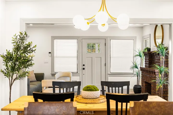 1132 W 56th, Los Angeles, California 90037