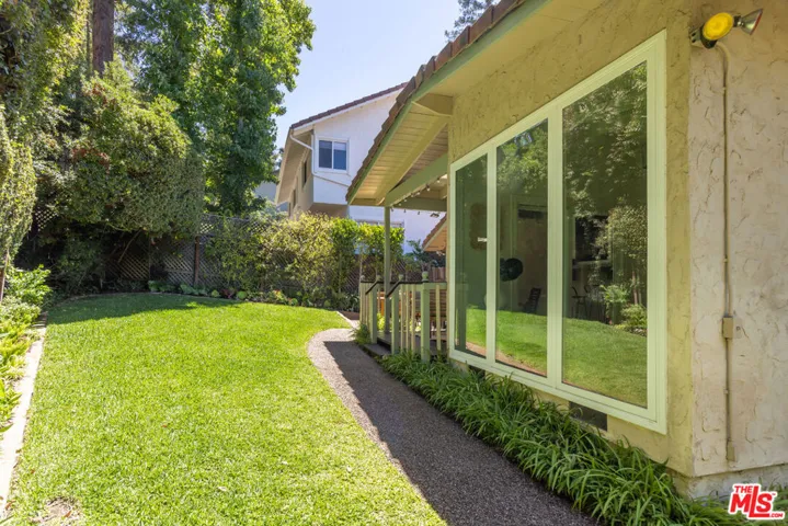 10315 Clusterberry Court, Los Angeles, California 90077