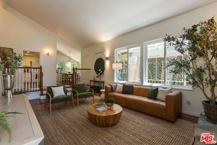 10315 Clusterberry Court, Los Angeles, California 90077