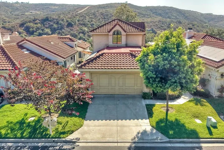 29118 Laurel Valley Dr, Vista, California 92084