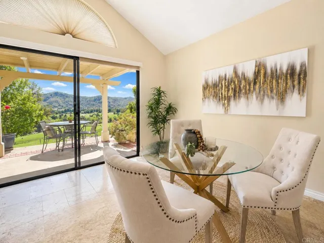 29118 Laurel Valley Dr, Vista, California 92084