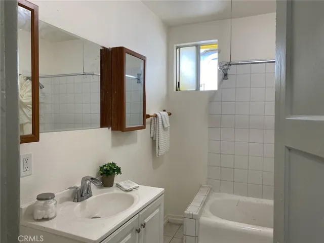 Full Bath
