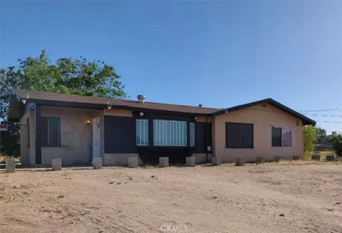 15357 Walnut, Hesperia, California 92345