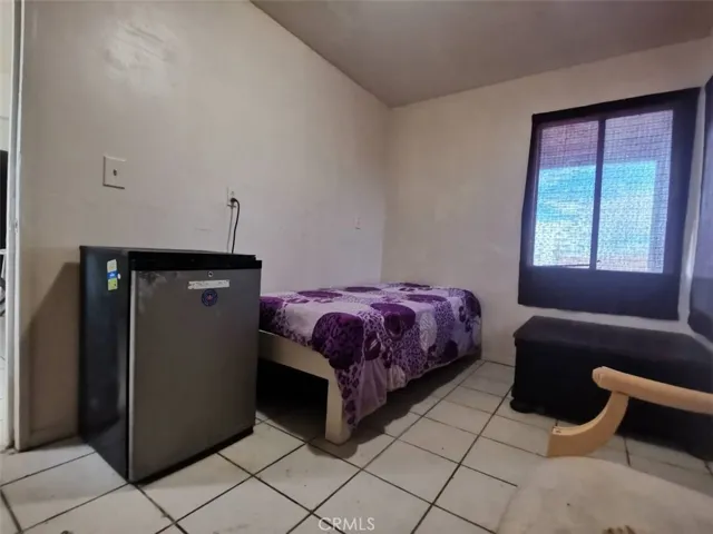 15357 Walnut, Hesperia, California 92345