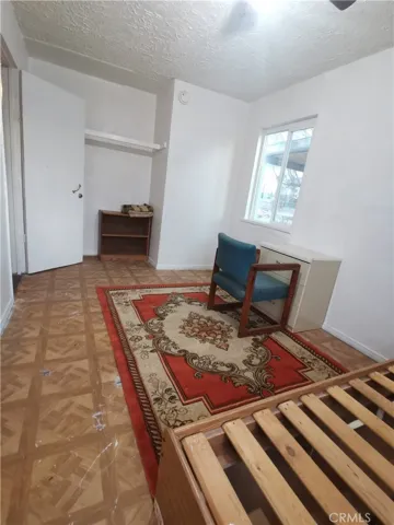 15357 Walnut, Hesperia, California 92345