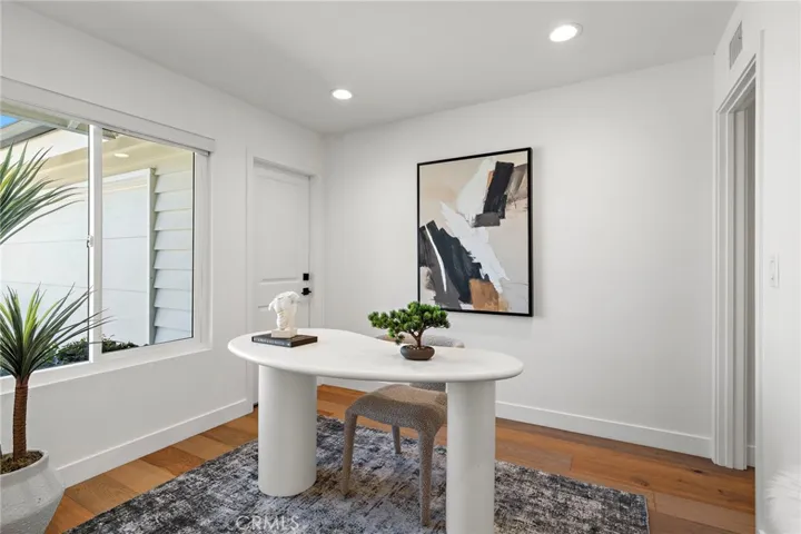 Office / Possible 4th Bedroom