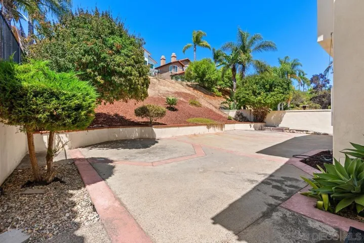 4626 Tarantella Lane, San Diego, California 92130