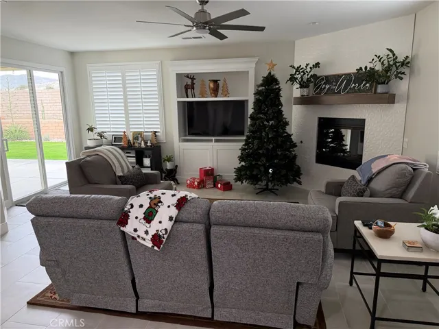 83710 Swinton, Indio, California 92203