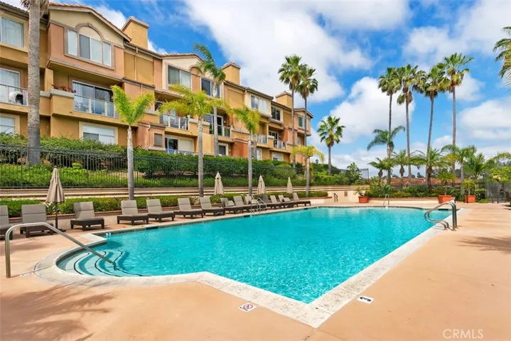 30902 Clubhouse Drive 28c, Laguna Niguel, California 92677